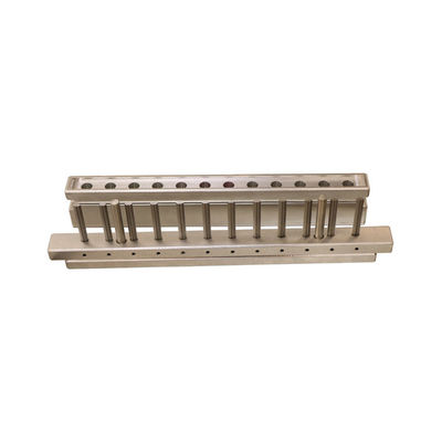 12 otworów Aluminium Lipstick Form Dwukolorowa Usługa online