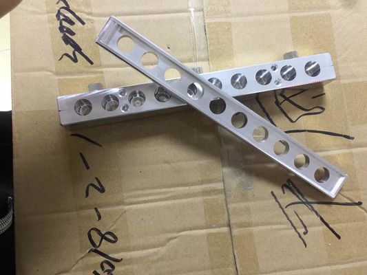 10 otworów Vermicelli Custom Lipstick Mould Jednorazowa kałuża Wielogałuźnia