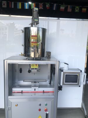 Całkowicie automatyczna linia produkcyjna szminki, jednogłowa, podwójna beczka, szybka maszyna do napełniania szminki