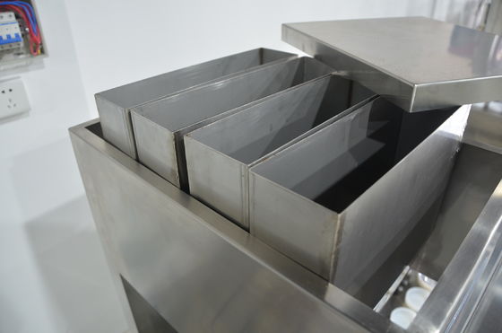 Cztery kolorowe granulowane kule izolacyjne maszyna do napełniania kremem