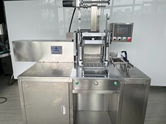 Całkowicie automatyczna maszyna do tłoczenia proszku Blush z 3 formami/minutę